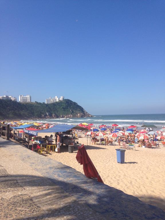 Апартаменти Apto. Completo Praia Do Tombo - Гуаружа Екстер'єр фото